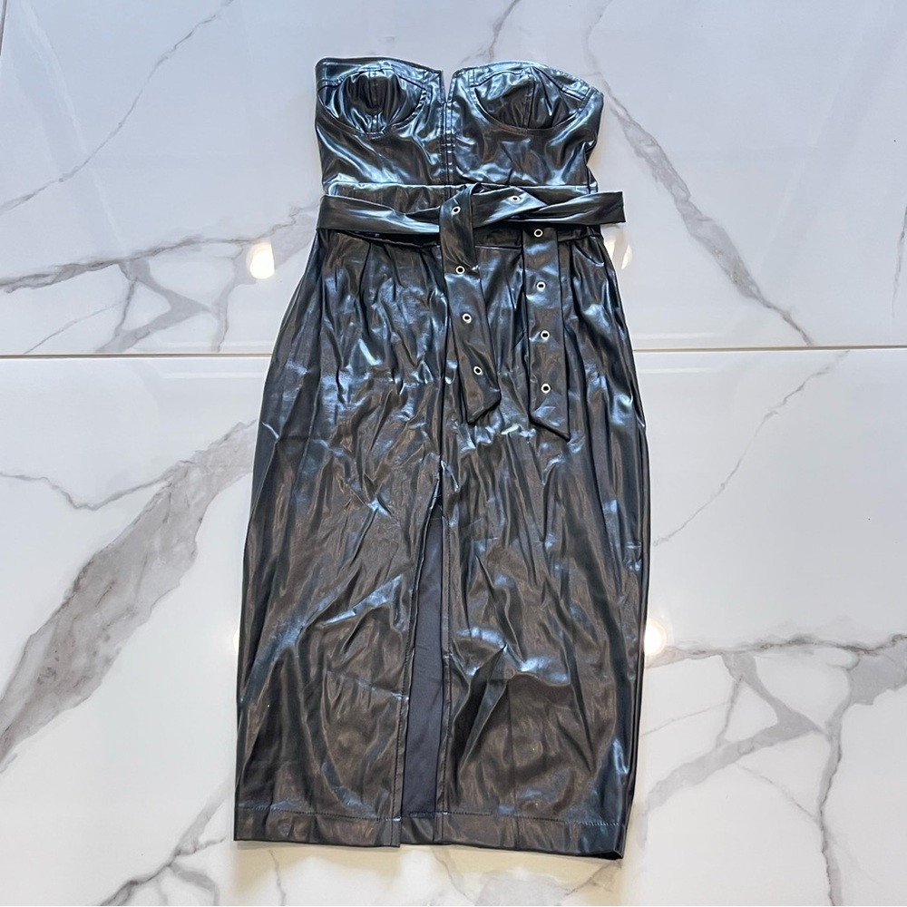 CBR Silver Strapless Sheath Dress Cocktail